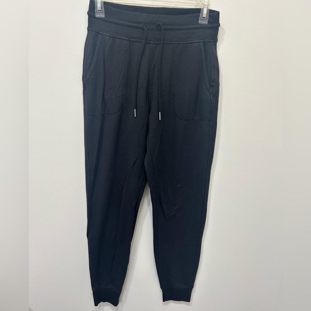 Athleta Joggers Women’s XS Black Tapered Leg Drawstring Pockets Gym‎ Yoga